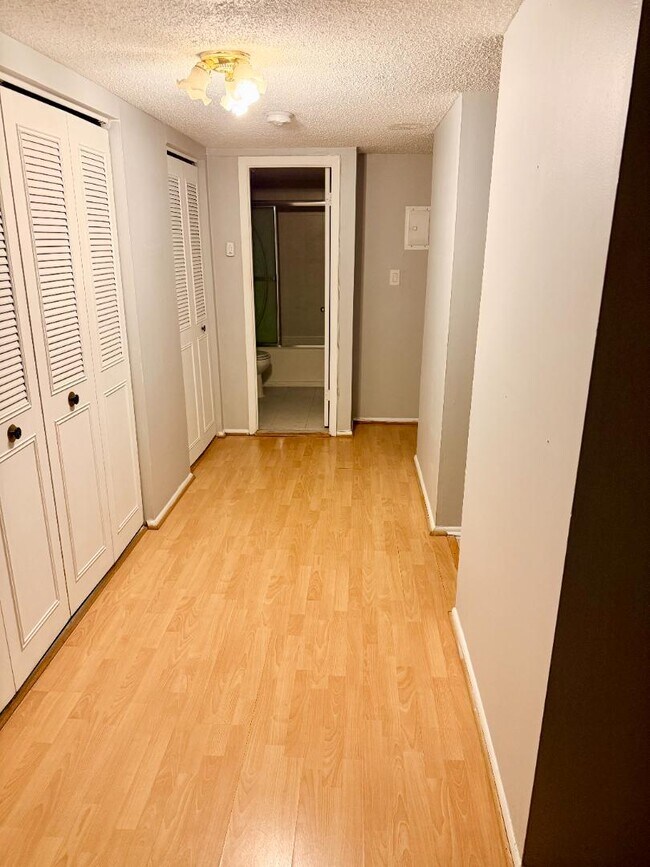 Foto del edificio - 5 Suntop Ct