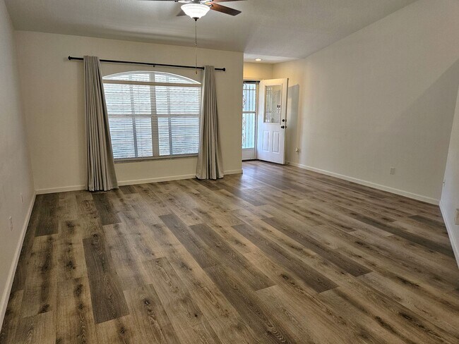 Building Photo - Annual Unfurnished Home with whole House Generator! 3 Bedroom, 2 Bath Home with Bonus Room off of...