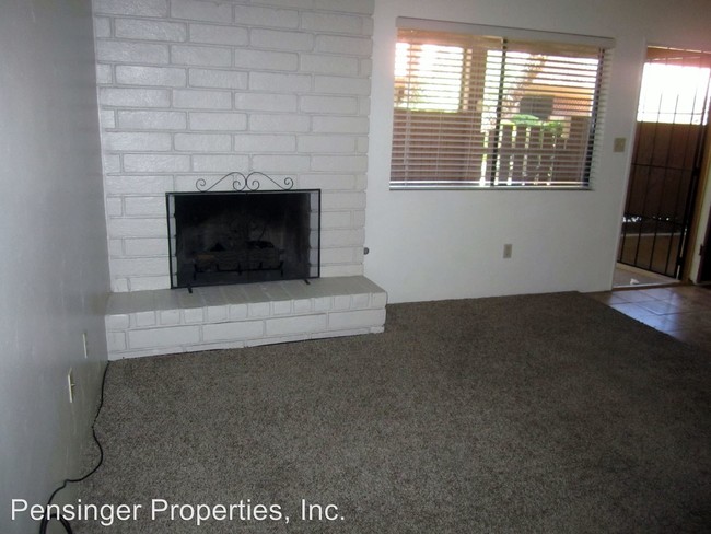 Building Photo - 7205 Quailwood Dr