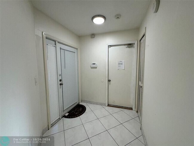 Foto del edificio - 18921 Red Coral Way