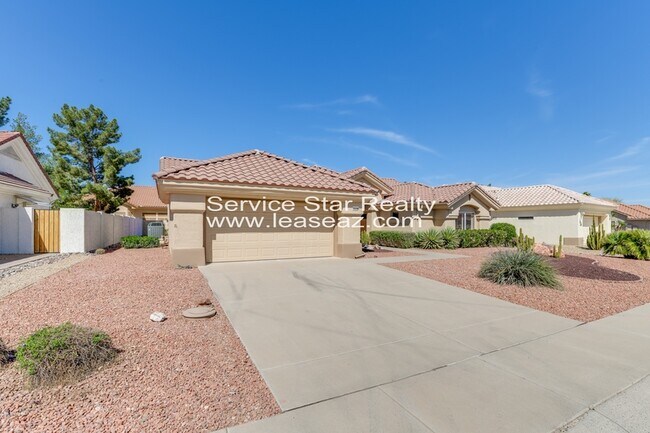Building Photo - 15310 W Sentinel Dr