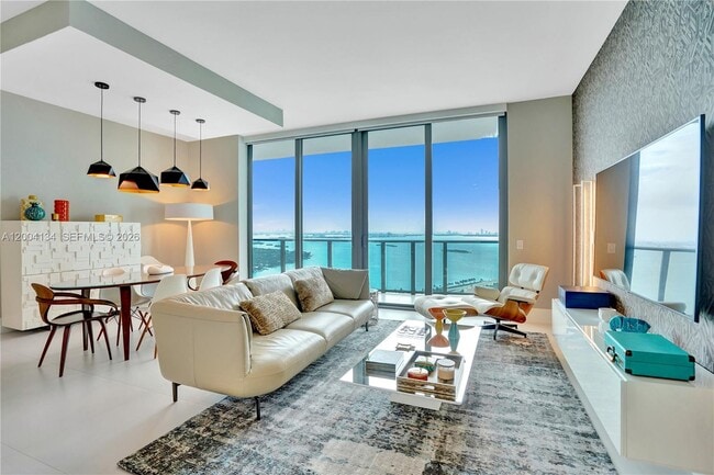 Foto del edificio - 501 NE 31st St