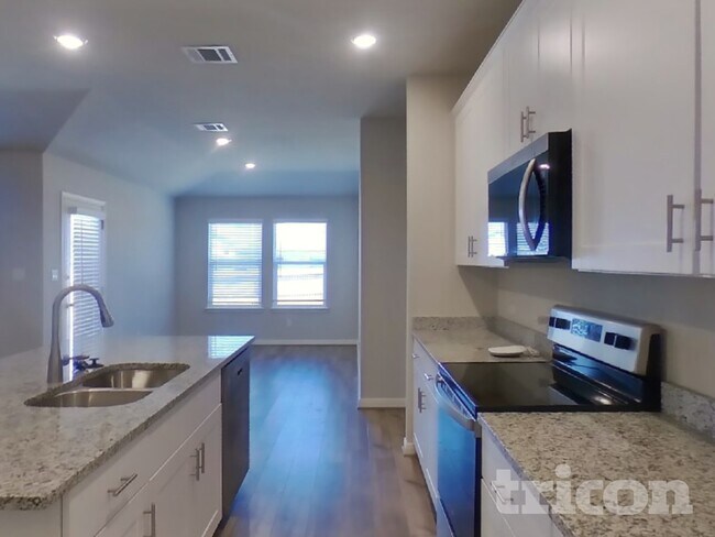 Building Photo - 5818 Nyla Wy