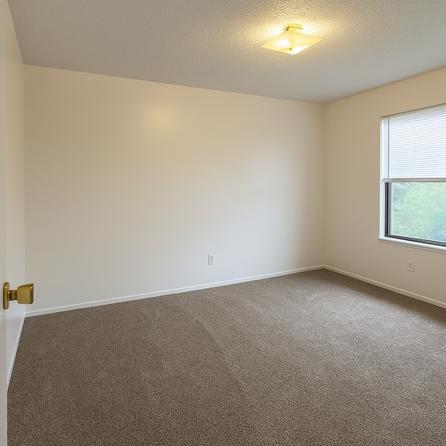 Foto del edificio - 2512 Elmwood Pkwy