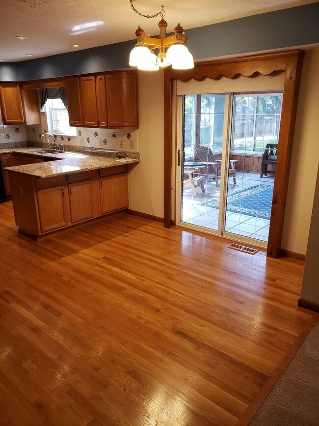 Foto del edificio - 6265 Elderberry Ct