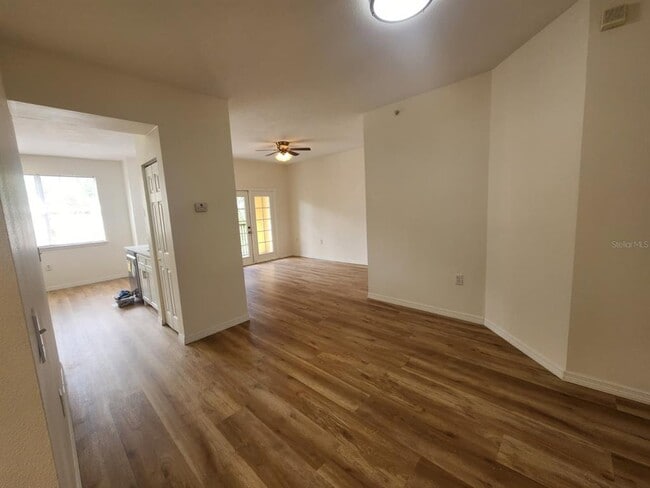 Building Photo - 10873 Windsor Walk Dr