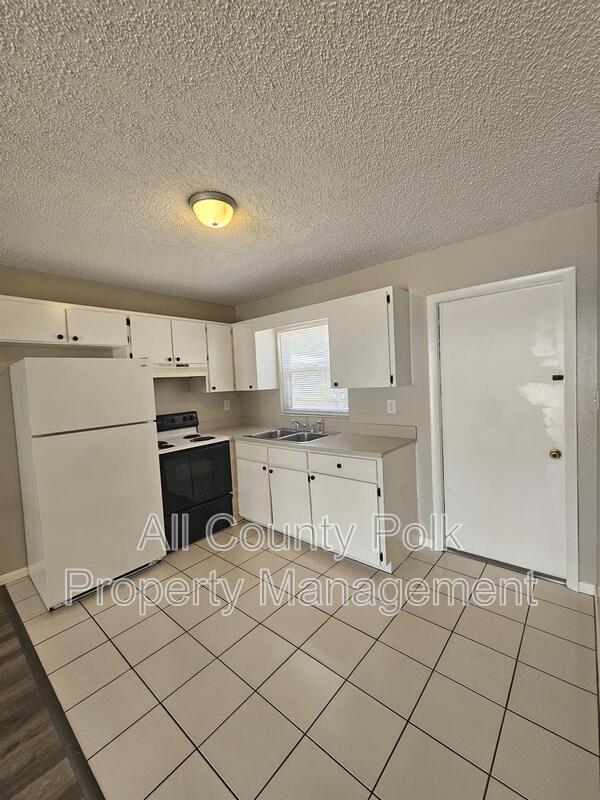 Foto del edificio - 455 Buck Moore Rd