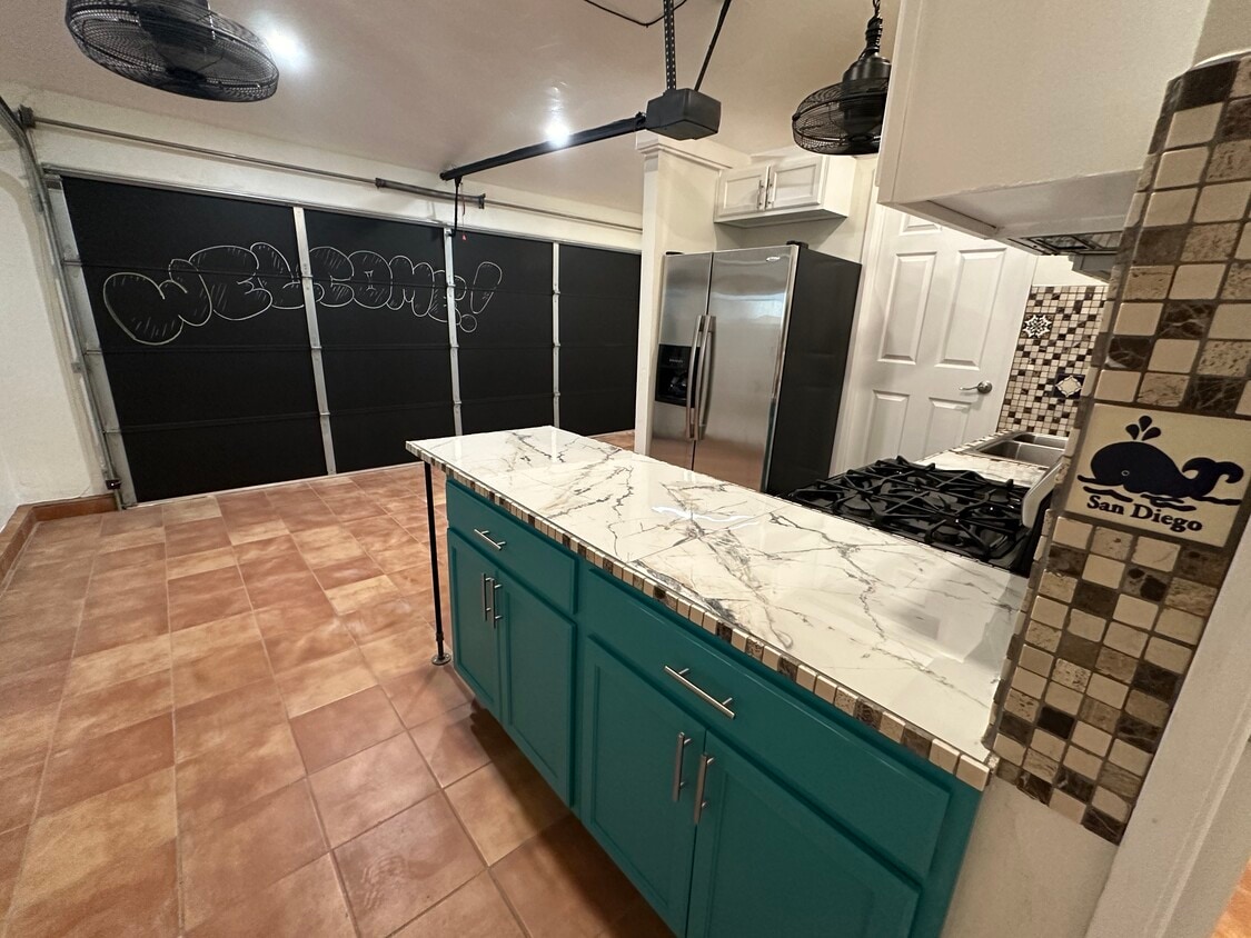 Foto principal - 3822 Polaris Dr