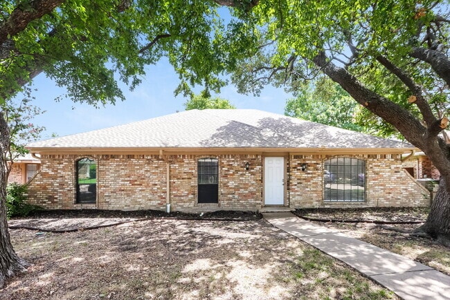 Building Photo - 1716 Belgrade Dr
