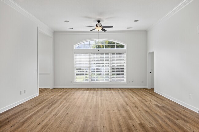 Building Photo - 32 Weatherby Cir