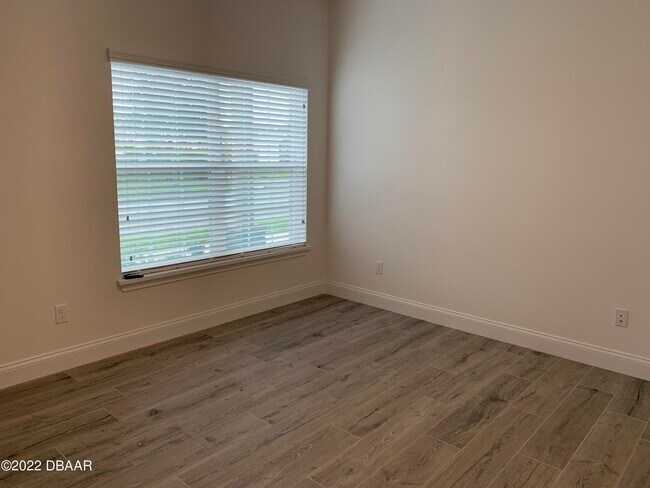 Building Photo - 3433 Gallia St