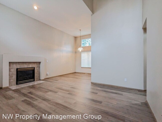 Building Photo - 3 br, 2.5 bath House - 9406 17th Pl. NE