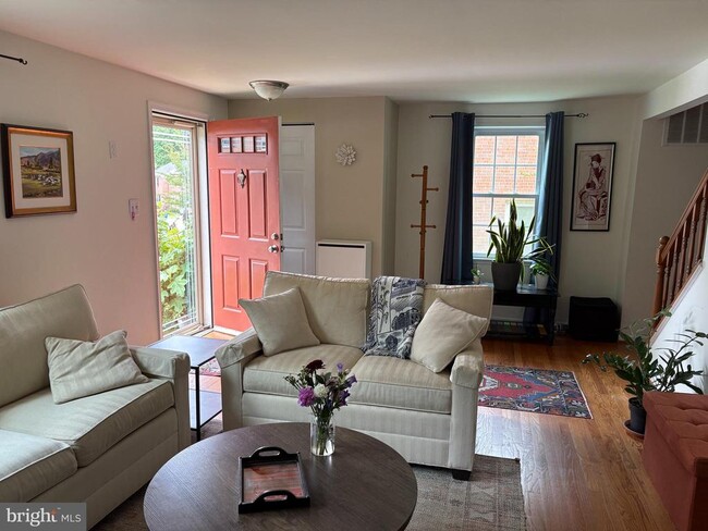 Building Photo - 12140 Bentridge Pl
