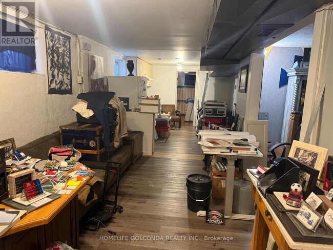 Building Photo - 81 Sexton Crescent