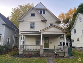 Building Photo - 1459 South Ave