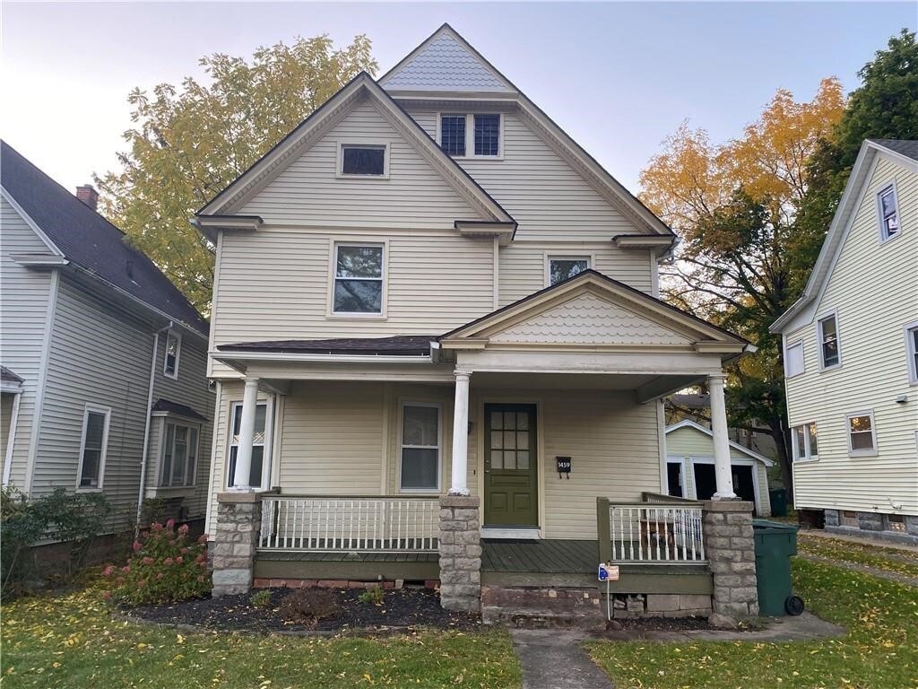 Primary Photo - 1459 South Ave