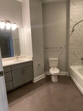 Building Photo - Topiary Park Crossing