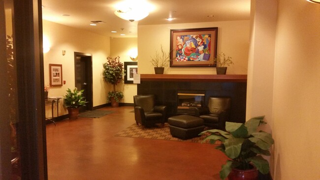 Lobby - 1323 Boren Ave