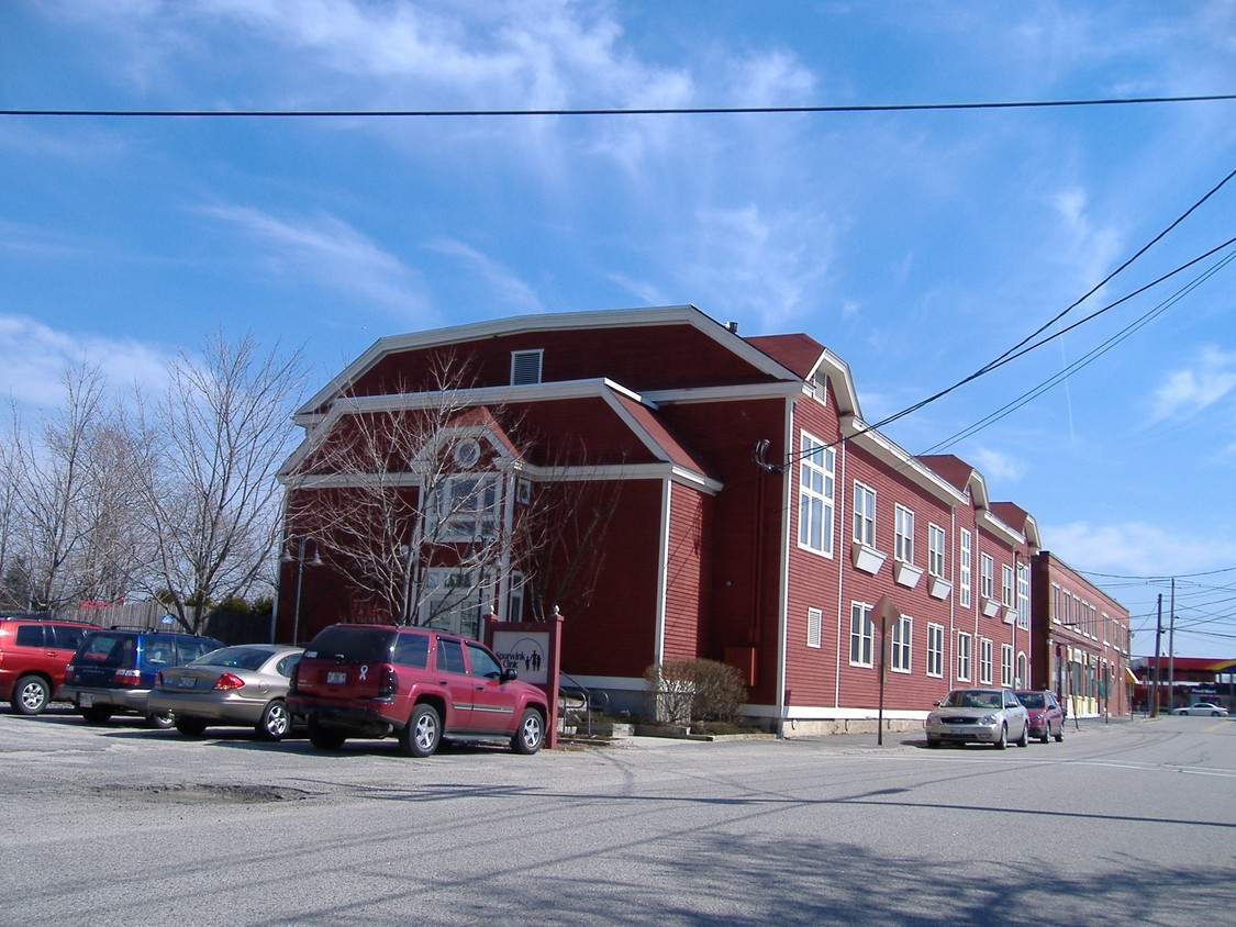 Building Photo - 17 Bishop St