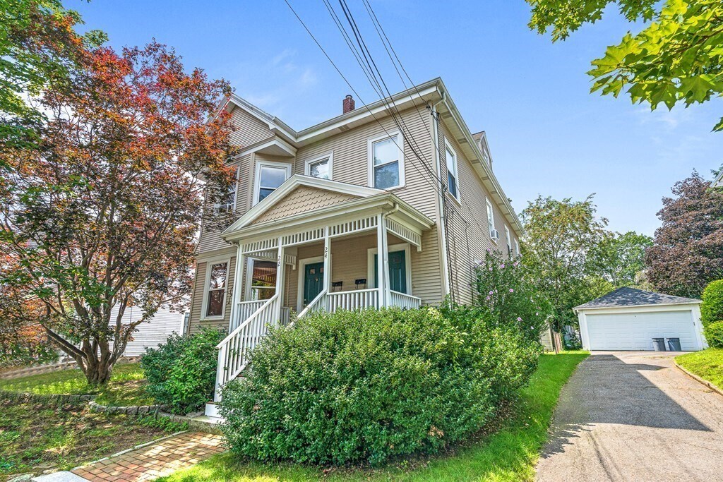 Primary Photo - 22-24 Lawrence St