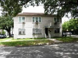 Primary Photo - 2818 Austin St