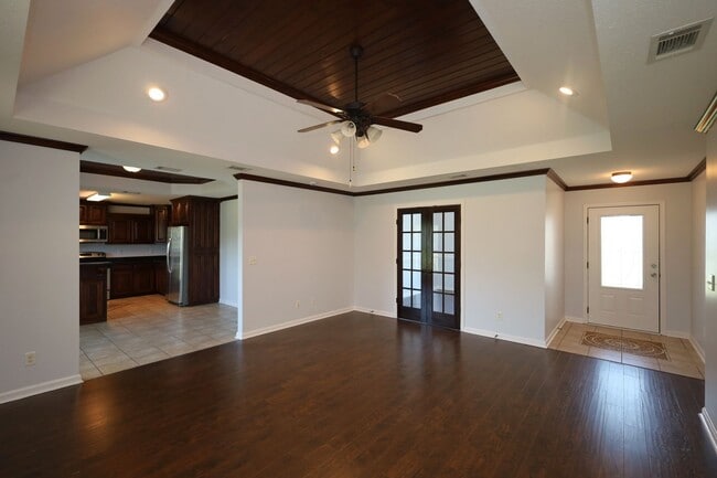 Building Photo - 124 Mill Pond Pl