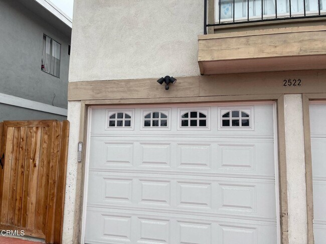 Building Photo - 2524 Seahorse Ave