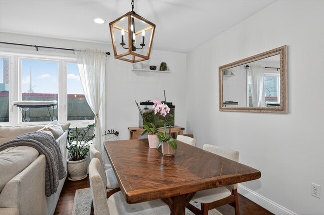 Building Photo - 24 Arsenal St