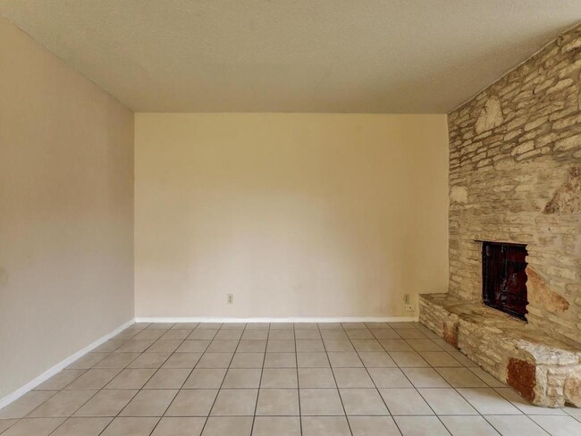 Building Photo - 4300 Acropolis Ct
