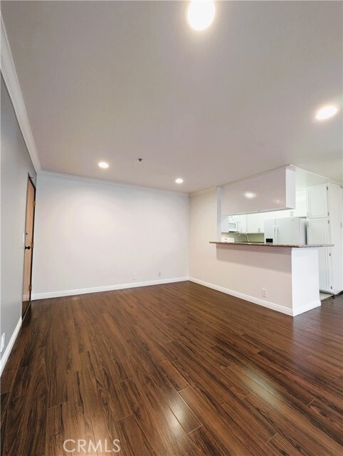 Building Photo - 11162 Camarillo St