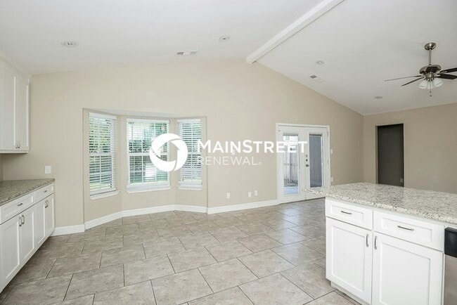 Building Photo - 4 Bedroom Pet-Friendly Home in Rowlett, TX with Main Street Renewal