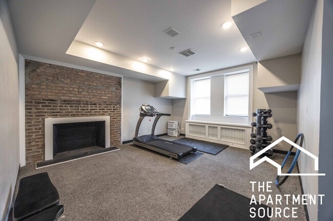 Building Photo - 7000 S South Shore Dr