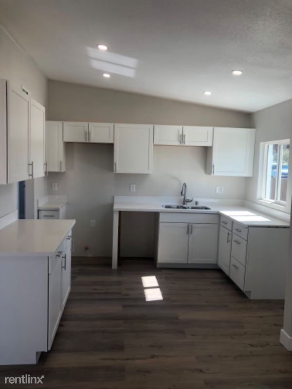 Building Photo - 3 br, 1 bath House - 2500 Taylor Ave
