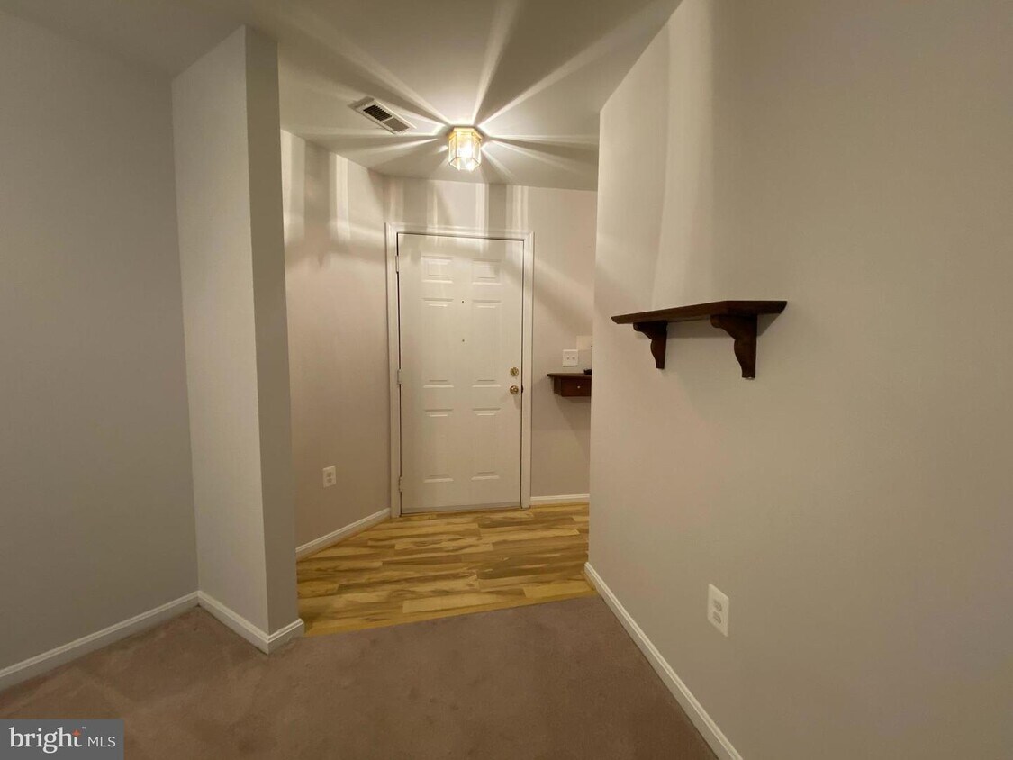 Primary Photo - 1311 Sheridan Pl