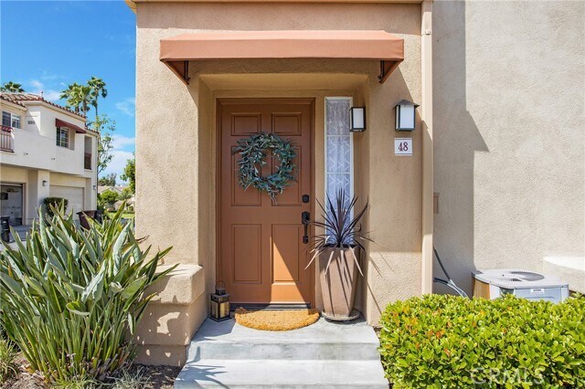 Building Photo - 48 Chandon