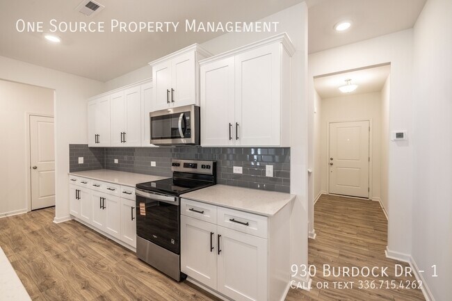 Foto del edificio - 930 Burdock Dr