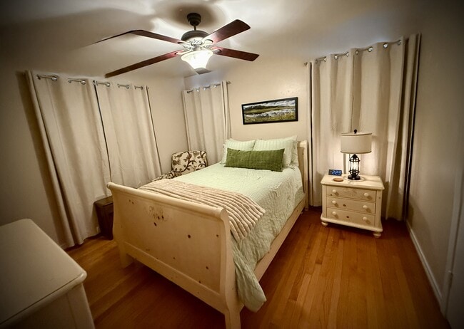 Foto del edificio - 10325 Newcombe Dr