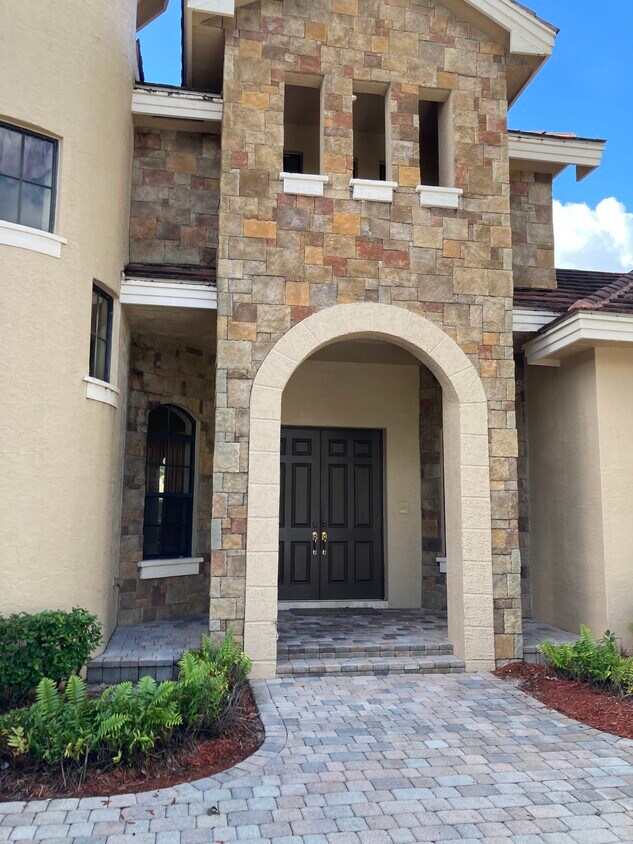 10400 Versailles Blvd, Wellington, FL 33449 House for Rent in