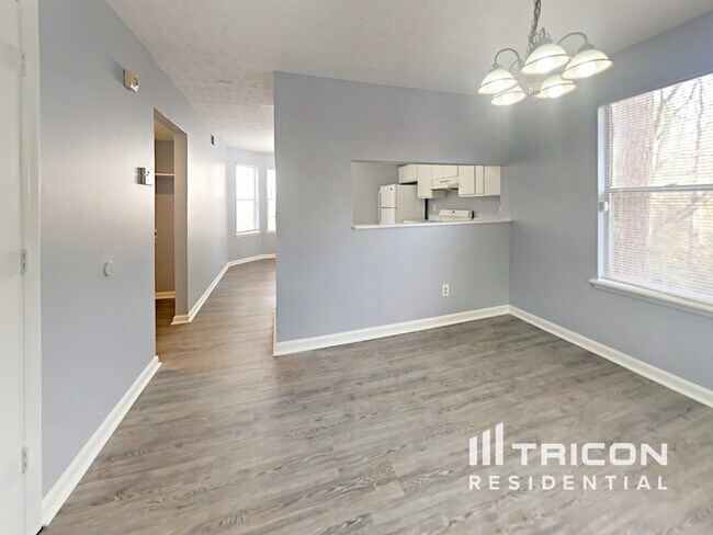 Foto del edificio - 2755 Wildflower Ln SW