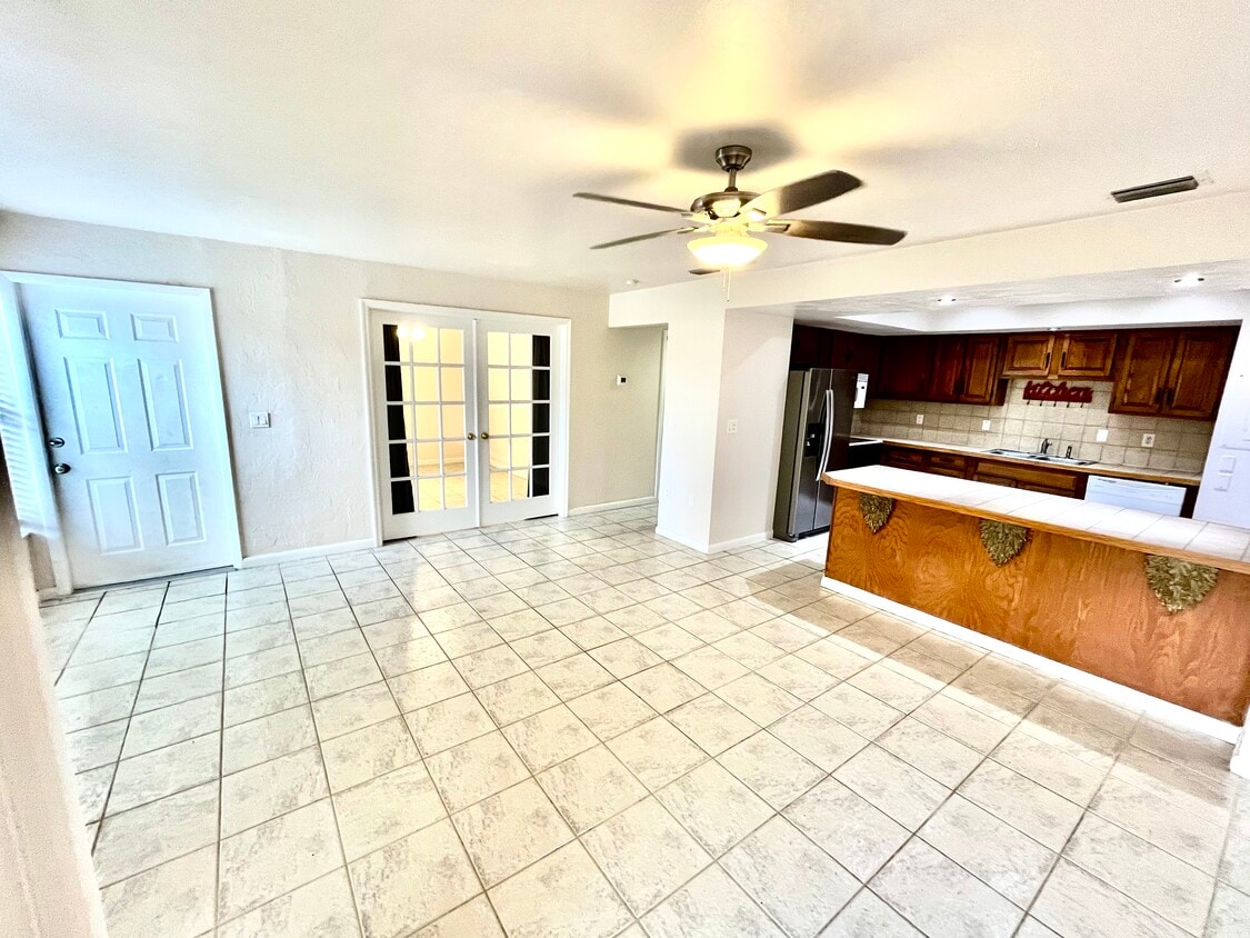 12924 Cherrydale Ct, Fort Myers, FL 33919 Apartments in Fort Myers