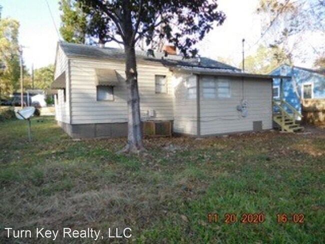 Building Photo - 3 br, 2 bath House - 305 McPherson Avenue