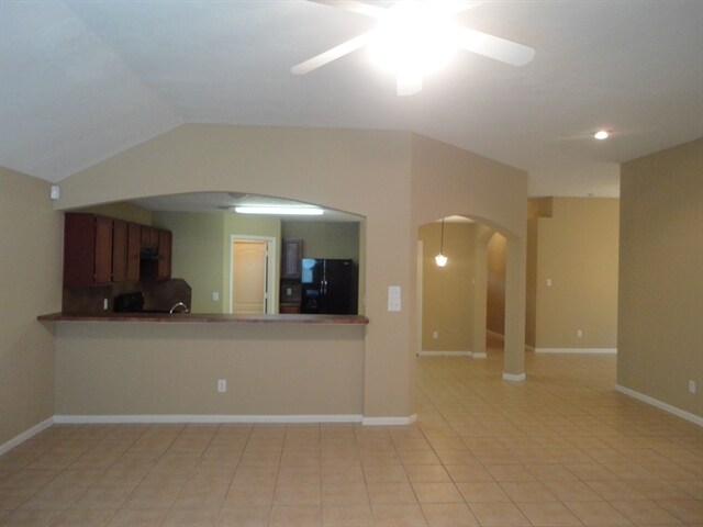 Foto del edificio - 3030 Cinnamon Glen Dr