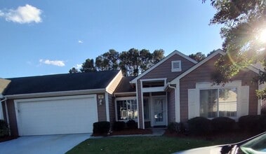 Building Photo - 53 Zubler St Building Photo - 53 Zubler St