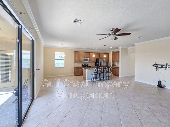 Foto del edificio - 6467 Willowshire Way