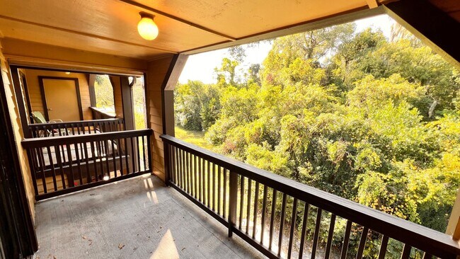 Foto del edificio - BEAUTIFUL 1 Bedroom and 1 Bathroom home in Altamonte Springs!!! Ready to move-in Nov 21st!