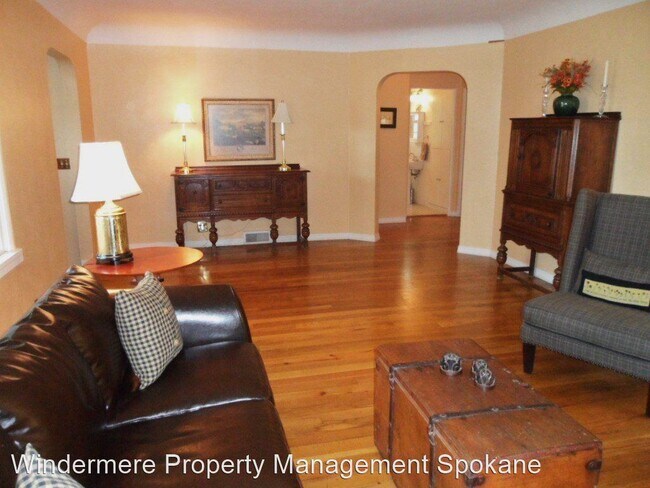 Foto del edificio - 3 br, 2 bath House - 1312 E 19th Ave