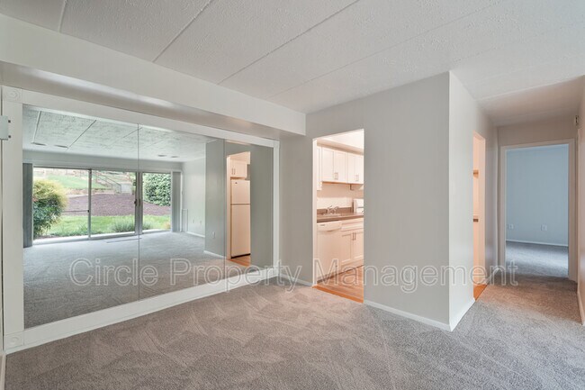Foto del edificio - 2618 Fort Farnsworth Rd