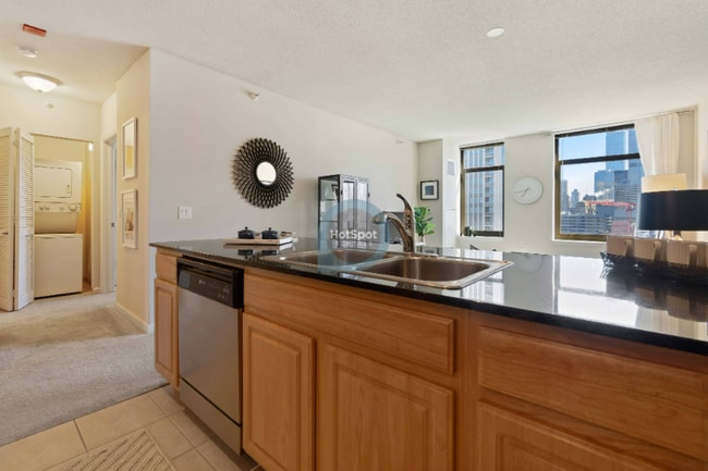 Photo - 363 N Desplaines St Apartment