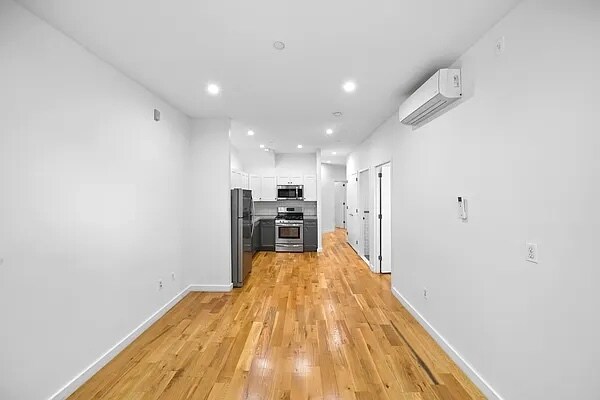 Foto del edificio - 250 S 3rd St