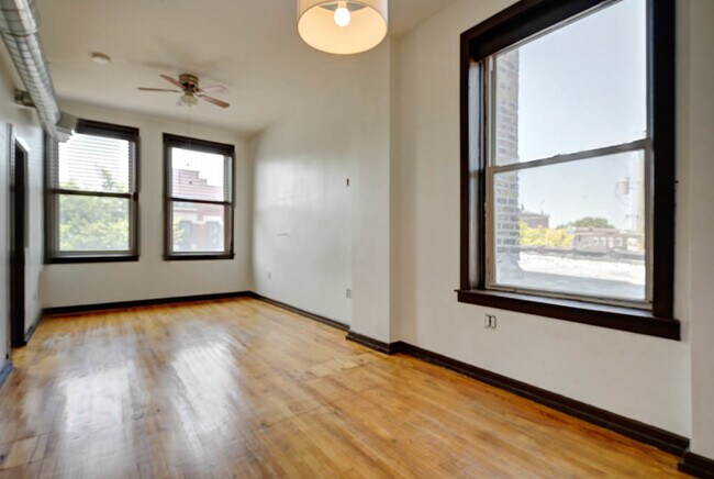 Foto del edificio - 3119 S Morgan St